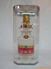五粮液水晶瓶价格与品质解析，选酒到武汉市硚口区豪客酒类经营部